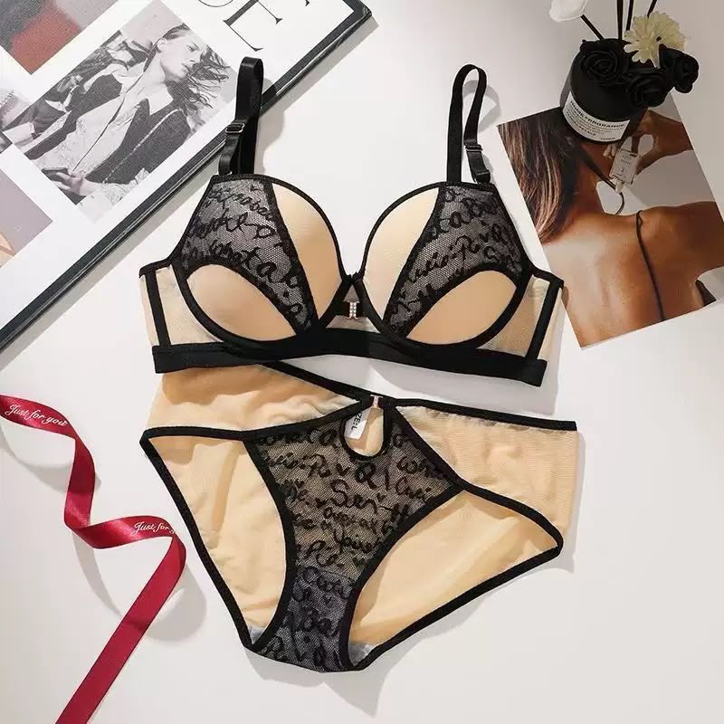 Elegant Lace Push-Up Bra & Panty Set – Premium Women's Lingerie