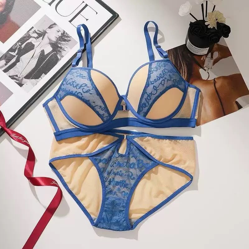 Elegant Lace Push-Up Bra & Panty Set – Premium Women's Lingerie