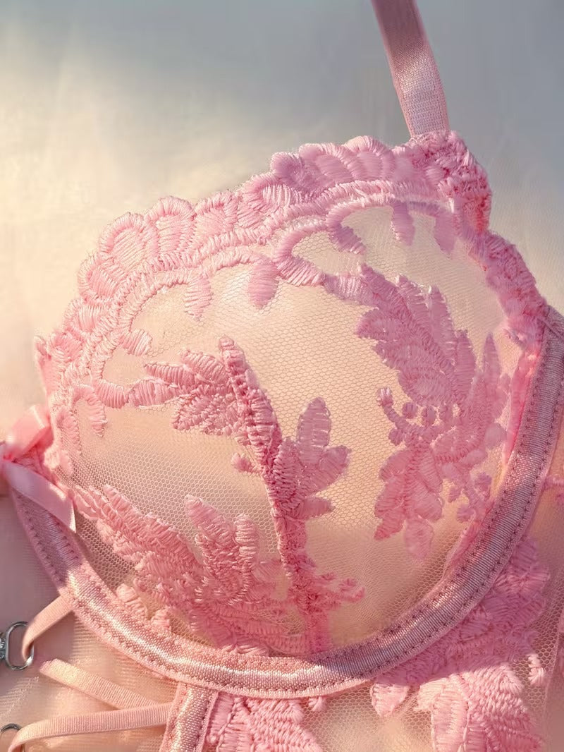 Baroque Floral Lace Crystal Heart Buckle Set