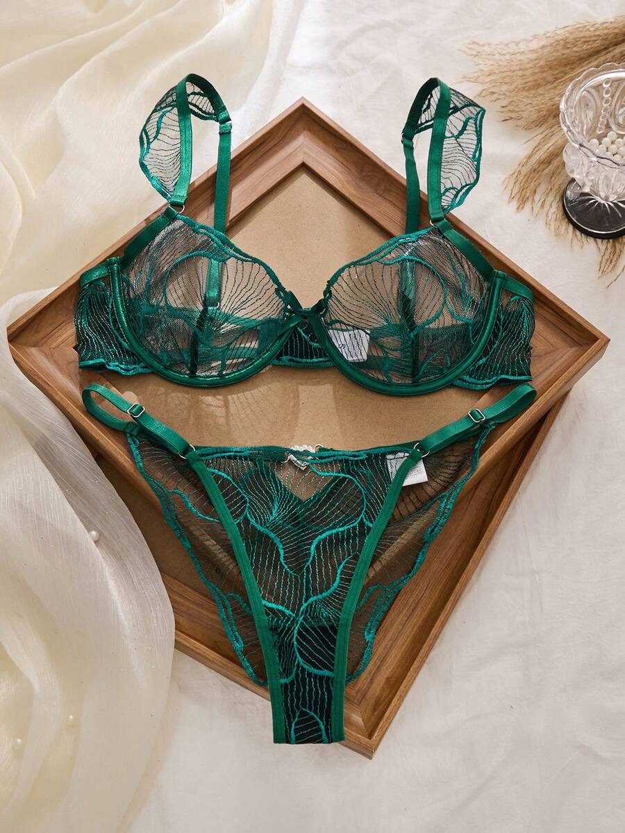 Leaf Embroidered Sheer Mesh Set
