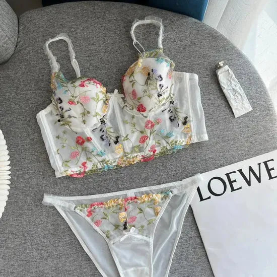 Lace Embroidery  Romantic Floral Push-Up