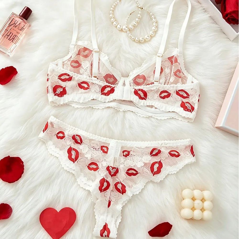 Love Notes Lip-Print Lace Bra Set